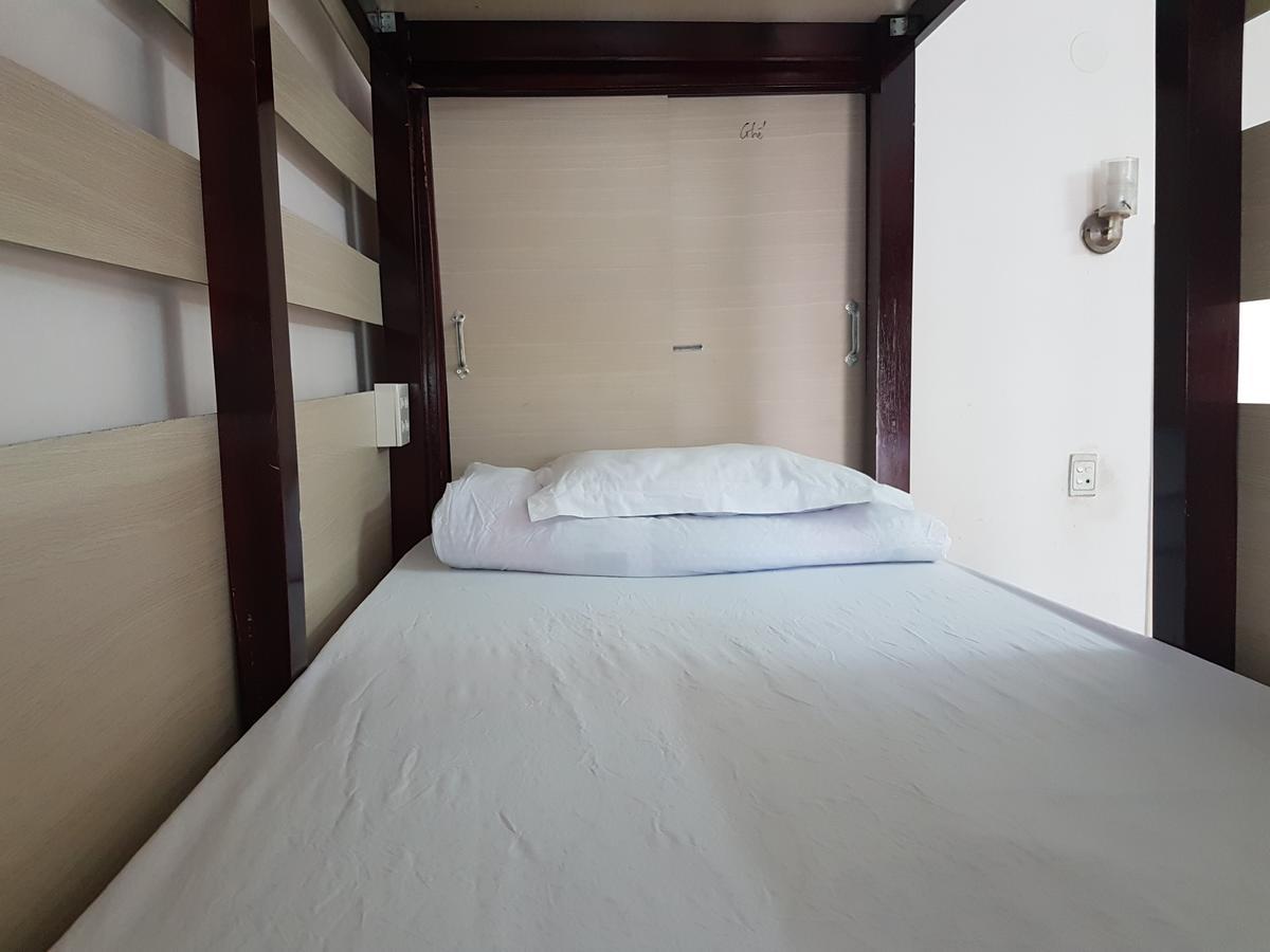 Happy Hostel Vn (Adults Only) Ciudad Ho Chi Minh  Exterior foto